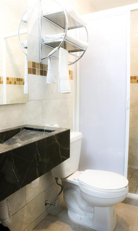 Suites Bajio León Exterior foto